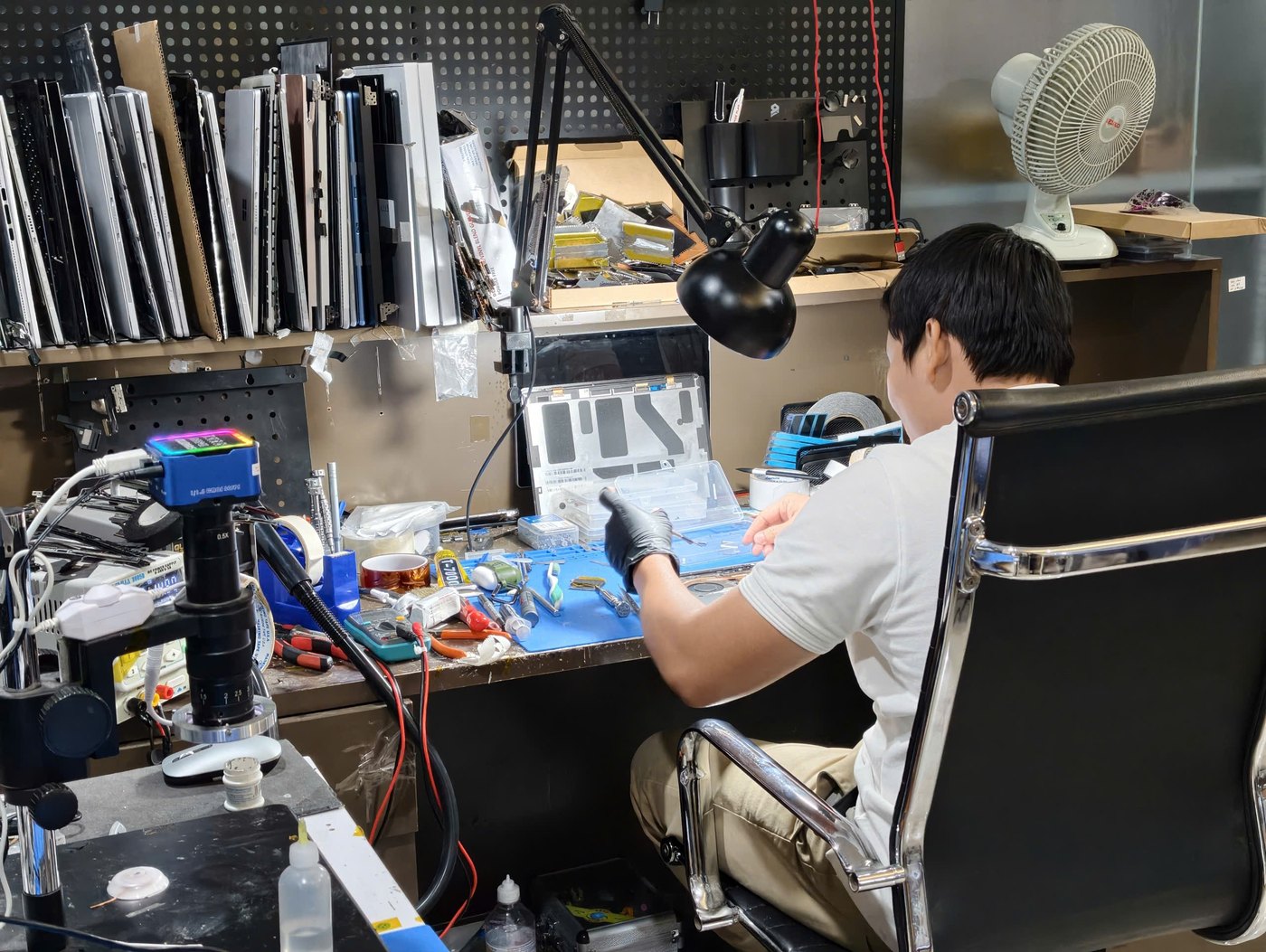 Phòng Lab Kỹ Thuật Vi Mạch Chuyên Sâu NewTechShop
